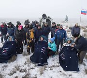 Jelena Serova, Aleksandras Samokutiajevas ir Barry Wilmore'as