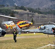 Prancūzijos gelbėtojai netoli vietos, kur sudužo oro skrydžių bendrovės &bdquo;Germanwings&ldquo; lėktuvas &bdquo;Airbus A320&ldquo;