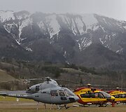 Prancūzijos gelbėtojai netoli vietos, kur sudužo oro skrydžių bendrovės &bdquo;Germanwings&ldquo; lėktuvas &bdquo;Airbus A320&ldquo;