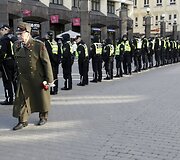 Eitynės Rygoje, skirtos pagerbti Antrojo pasaulinio karo Latvijos karius