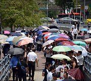 Singapūro gyventojai atidavė paskutinę pagarbą Lee Kuan Yew