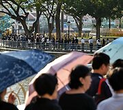Singapūro gyventojai atidavė paskutinę pagarbą Lee Kuan Yew