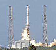 &bdquo;SpaceX&ldquo; raketos pakilimas