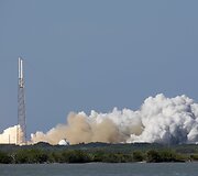 &bdquo;SpaceX&ldquo; raketos pakilimas