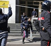 Milano teisme aidėjo &scaron;ūviai