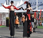 &bdquo;Aintree&ldquo; festivalio publika