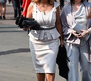 &bdquo;Aintree&ldquo; festivalio publika