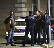 Zvorniko miesto policijos nuovadoje siautėjo ginkluotas vyras