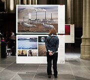 &bdquo;World Press Photo 2015&ldquo; paroda De Nieuwe Kerk bažnyčioje.