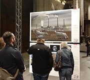 &bdquo;World Press Photo 2015&ldquo; paroda De Nieuwe Kerk bažnyčioje.