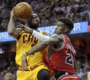 Kyrie Irvingas ir Jimmy Butleris