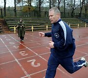 Kariuomenės vadas ir &scaron;tabo kari&scaron;kiai Vilniaus Vingio parko stadione