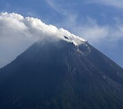 Mount Merapi ugnikalnis