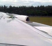 Pažeistas Airbus A380 lėktuvo sparnas