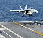 Naikintuvas &bdquo;F/A-18E Super Hornet&ldquo;