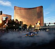 NASCAR lenktynių automobilis