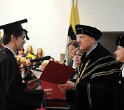 Diplomų įteikimo ceremonija