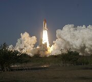 &bdquo;Discovery&ldquo; erdvėlaivio pakilimo akimirka.