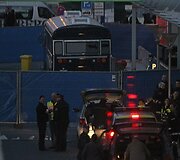 Įvykio vietoje aptvertas autobusas