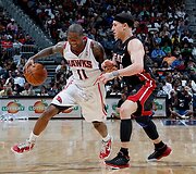 Jamalas Crawfordas ir Mike'as Bibby