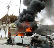Degantis policijos automobilis