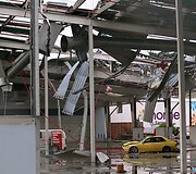 Prekybos centro automobilių aik&scaron;telė