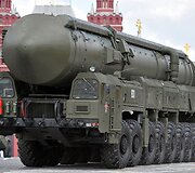 Rusijos &bdquo;Topol-M&ldquo; balistinė raketa Raudonojoje aik&scaron;tėje