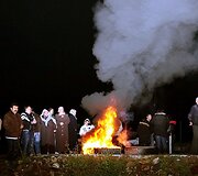 Turkijoje po žemės drebėjimo žmonės naktį praleido gatvėje