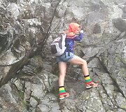 Turistė Auk&scaron;tuosiuose Tatruose (i&scaron; Lenkijos pusės)