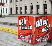 Spalvinga &scaron;iuk&scaron;lių dėžė
