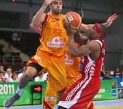 Vojdanas Stojanovski (kairėje) ir Dontaye Draperis