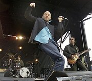R.E.M. grupės koncertas 2001 metais Toronte