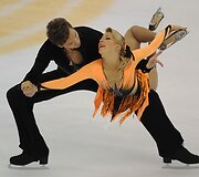 Dmitri Solovievas ir Ekaterina Bobrova (de&scaron;inėje)
