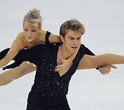 Penny Coomes (kairėje) ir Nicholas Bucklandas