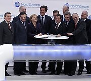 Rusijos ir Vokietijos dujų magistralės &bdquo;&Scaron;iaurės srautas&ldquo; atidarymo akimirka