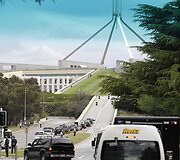 Automobilių kolona su JAV prezidentu Baracku Obama važiuoja link Australijos parlamento rūmų.