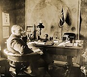 Roaldas Amundsenas 1910 m.
