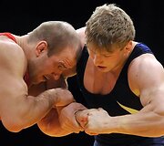 Finalinė dvikova tarp Mindaugo Ežerskio ir Arturo Aleksaniano