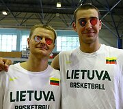 Jonas Valančiūnas ir Renaldas Seibutis