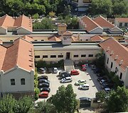I&scaron;skirtiniai kadrai i&scaron; vie&scaron;bučio Atėnuose