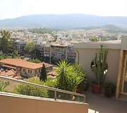 I&scaron;skirtiniai kadrai i&scaron; vie&scaron;bučio Atėnuose