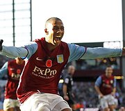 Anglijos &bdquo;Premier&ldquo; lyga: &bdquo;Aston Villa&ldquo; 2:2 &bdquo;Man United&ldquo; 