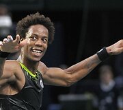 R.Federeris po trijų  valandų kovos pralaimėjo D.Monfilsui