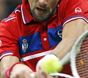 Novakas Djokovičius i&scaron;lygino Deviso taurės finalo rezultatą