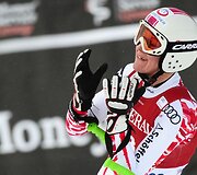 L.Vonn vie&scaron;patavimą Kanadoje nutraukė jos geriausia draugė