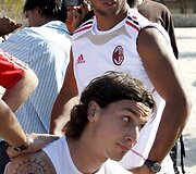 &bdquo;AC Milan&ldquo; futbolininkai Dubajuje