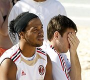&bdquo;AC Milan&ldquo; futbolininkai Dubajuje