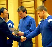 Kur&scaron;ėnuose paai&scaron;kėjo &scaron;alies komandinio imtynių čempionato nugalėtojai 