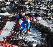 Vienos sunkiausių kalnų slidinėjimo varžybų Italijoje ir Austrijoje