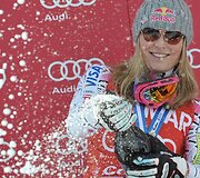Vienos sunkiausių kalnų slidinėjimo varžybų Italijoje ir Austrijoje